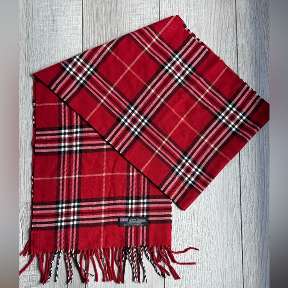 Cashmere 100% Classic Red Tartan Men's women’s Scarf made in Scotland - Picture 1 of 6